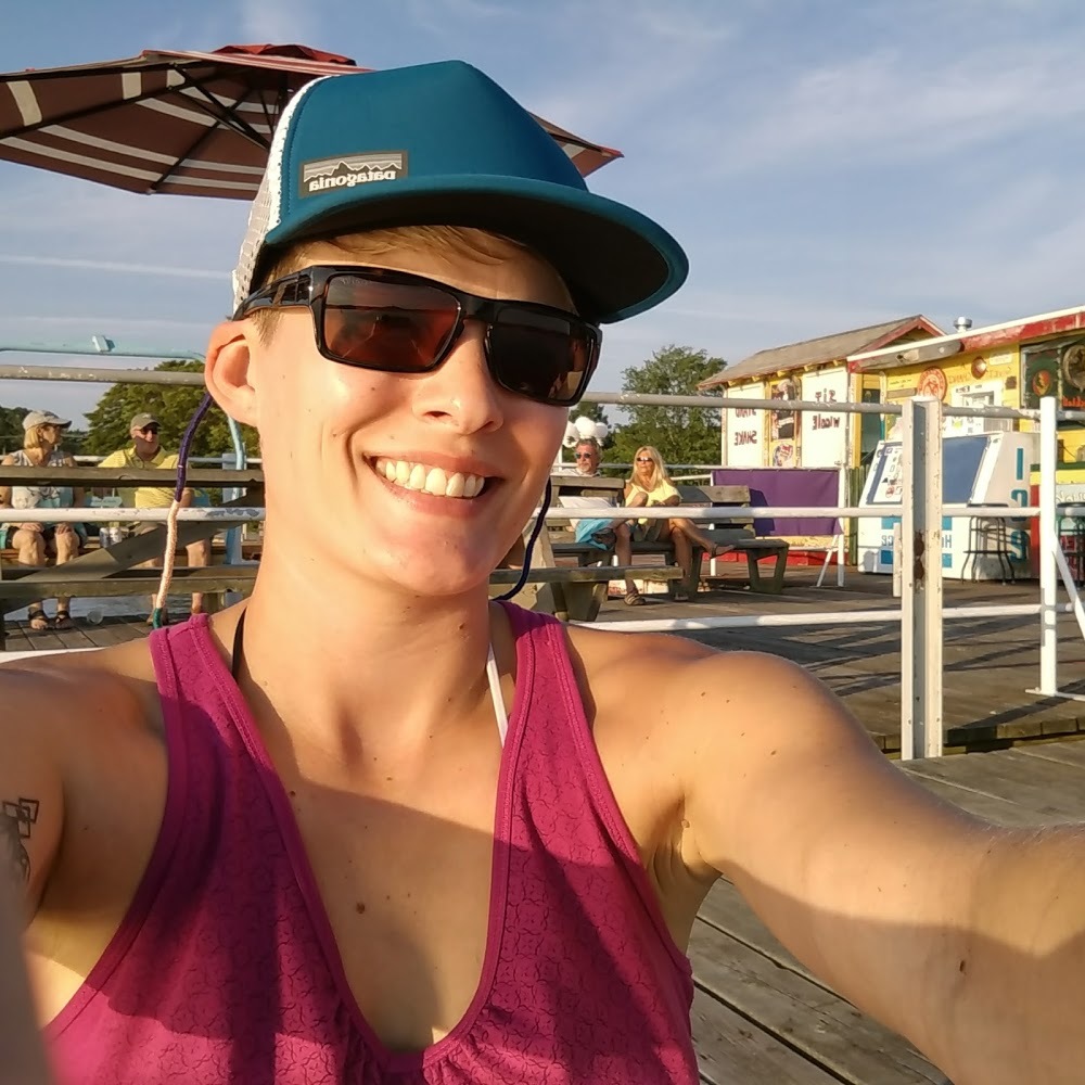 Meet your Posher, Andrea